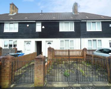 2 bedroom terraced for sale