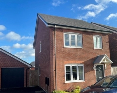 3 bedroom detached house for rent